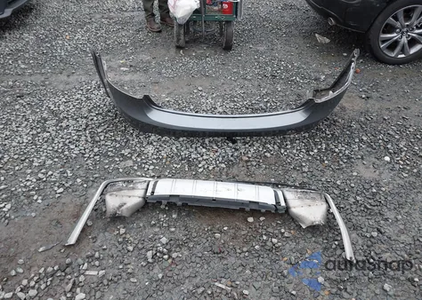 2017 Volvo S60 Cross Country T5 z USA, uszkodzony, nr VIN YV440MUM5H2004290